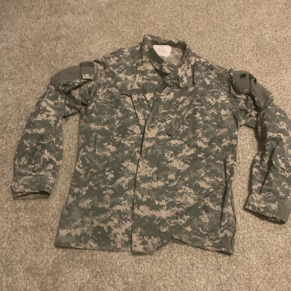 U.S. Army Camouflage Military Jacket - Green and Tan